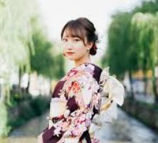 成人在线伊人视频在线-成人在线伊人视频在线，网络时代下的信息选择与自我保护